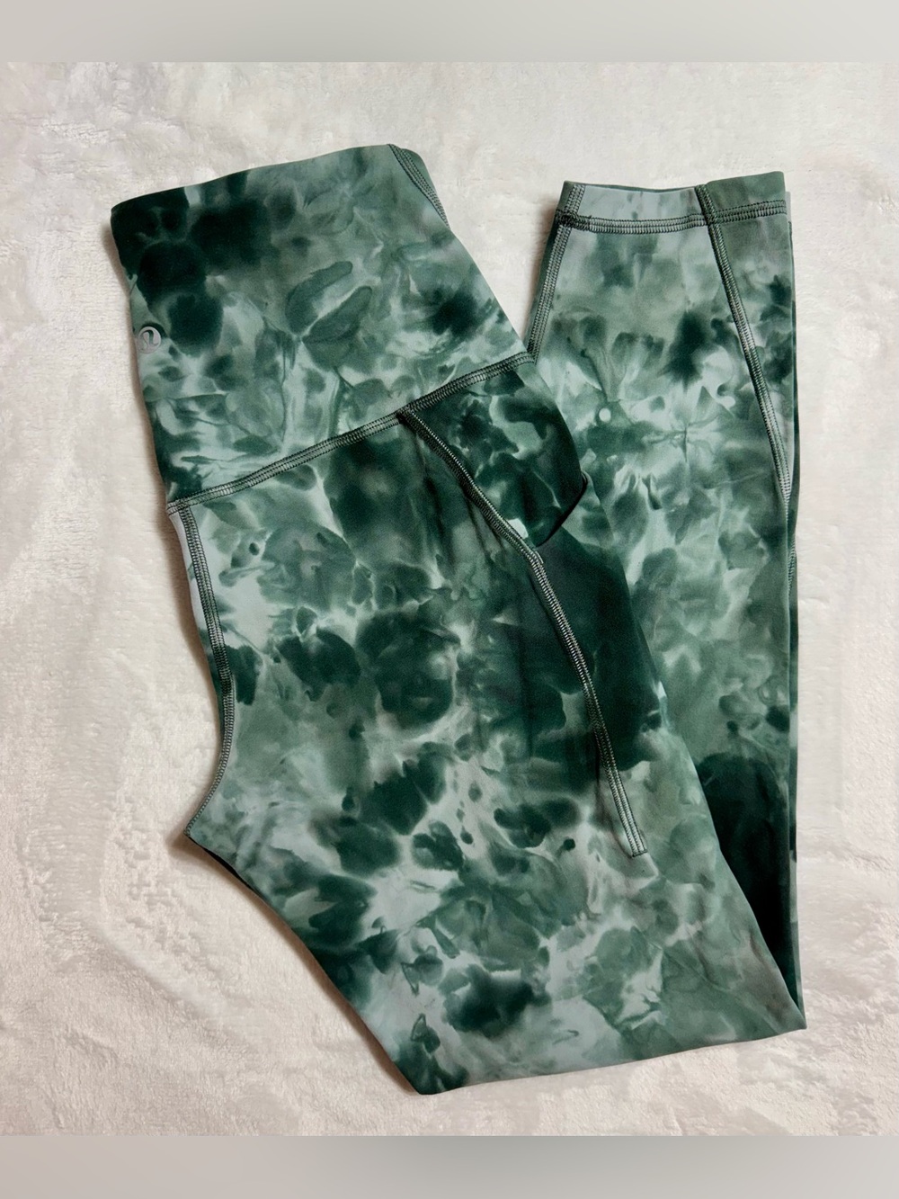 lululemon Women's Green/Gray Tie-Dye Pull-On Stretch Leggings